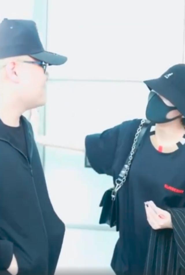 双人口罩搞笑_搞笑口罩图片