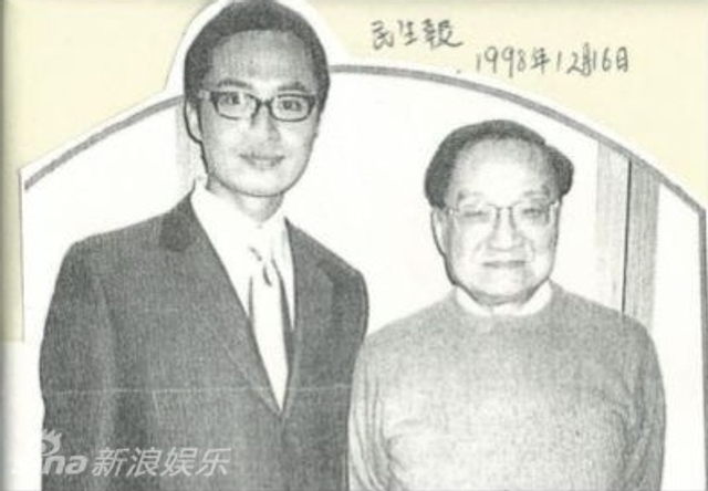 组图：金庸逝世享年94岁 音容笑貌犹在眼前