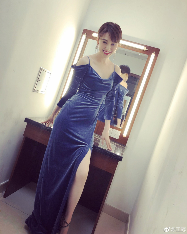 唐嫣大婚伴娘竟是她!曝东方卫视美女主持王冠担任伴娘