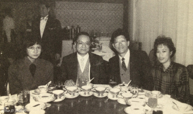 组图：金庸逝世享年94岁 音容笑貌犹在眼前