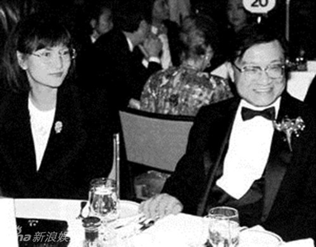 组图：金庸逝世享年94岁 音容笑貌犹在眼前