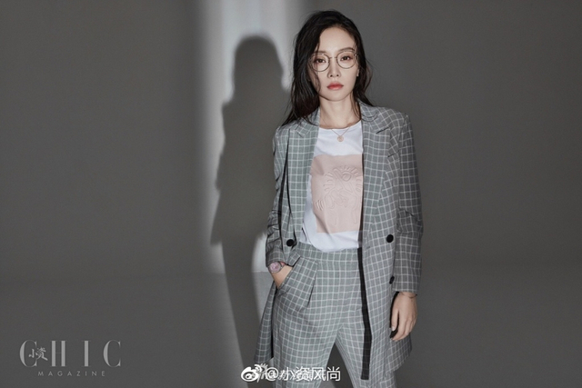 组图：竟然不玩嘻哈风？李小璐最新大片风格百变露蛮腰