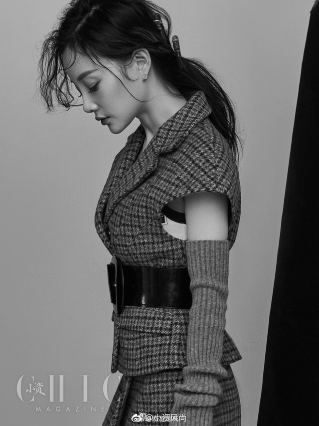 组图：竟然不玩嘻哈风？李小璐最新大片风格百变露蛮腰