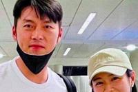 玄彬孙艺珍度蜜月正脸照曝光 两人笑对镜头很是甜蜜