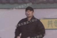 柳岩多天与男子一同归家 携对方会友派助理陪其购物