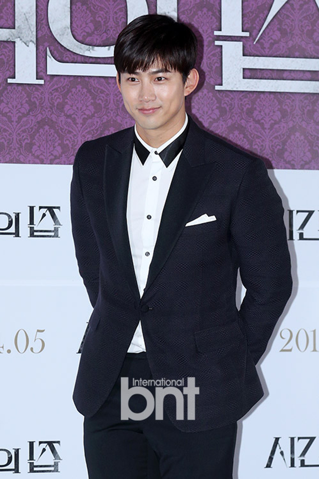 会在首尔往十里cgv电影院举行,金允珍,2pm成员玉泽演,赵在允等出席