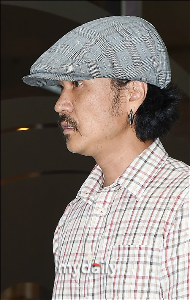 组图：韩星李朱诺涉嫌性骚扰出庭 还曾借钱不还