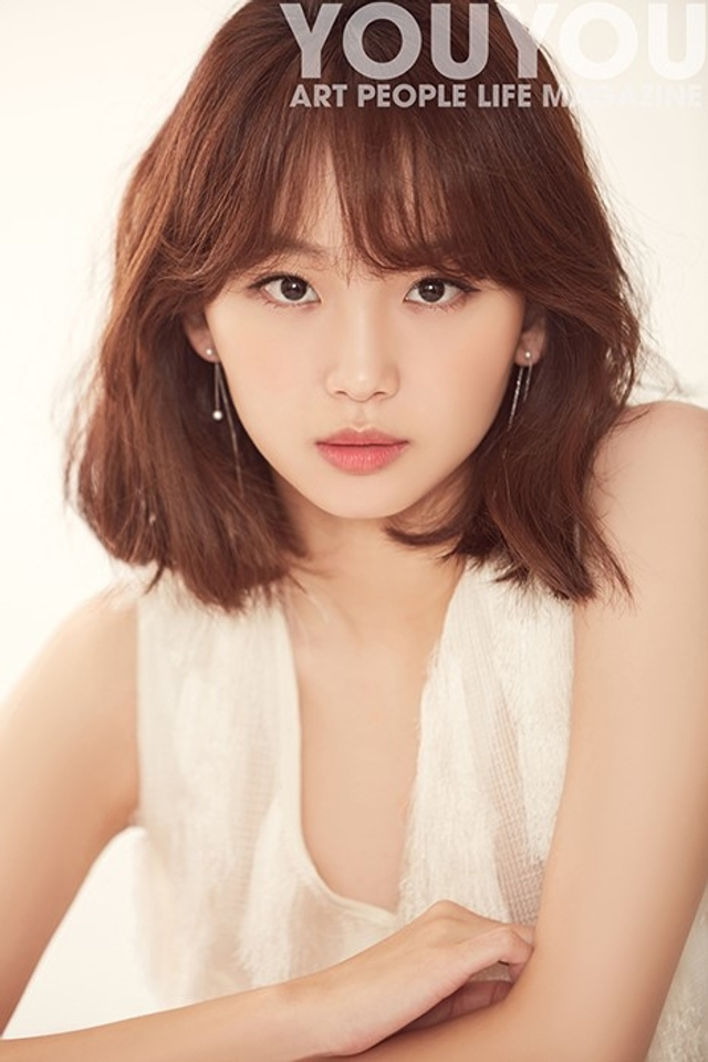 韩女星秦基周拍时尚写真