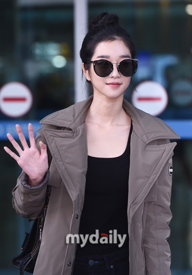 韩国女艺人徐艺智为拍摄杂志写真而从仁川机场启程飞往了澳大利亚悉尼