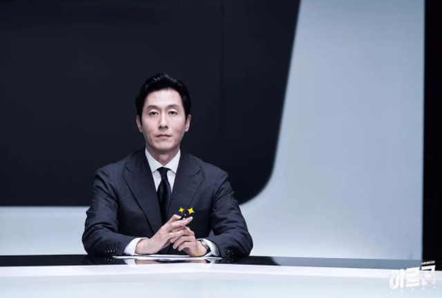 组图:金柱赫昔日剧照回顾 《1988》《Argon》等人气高