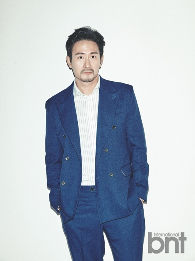 组图:韩星林亨俊拍时尚写真 展成熟型男魅力