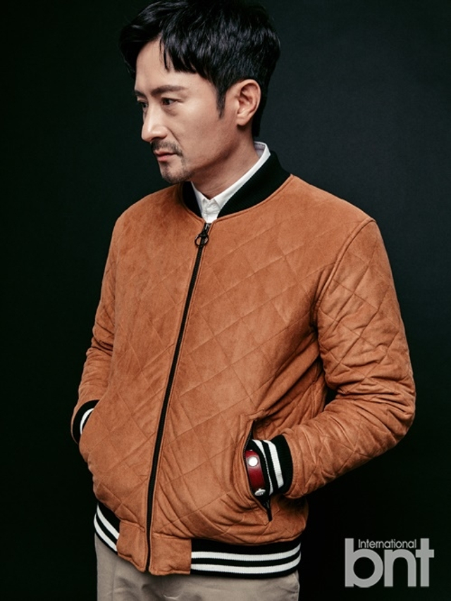 组图:韩星林亨俊拍时尚写真 展成熟型男魅力