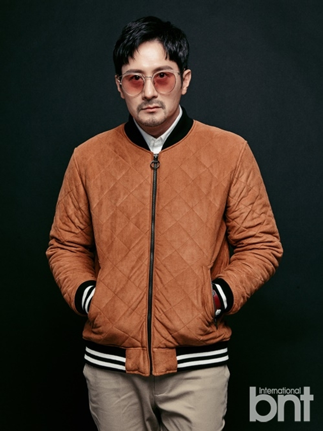 组图:韩星林亨俊拍时尚写真 展成熟型男魅力