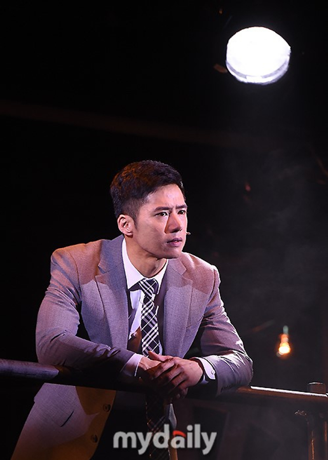 吴钟赫郑宇妍等参加音乐剧《无限动力》首演_新浪图片