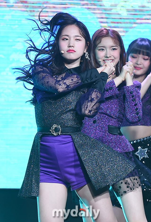 韩女团dreamnote发第二张单曲 蓝色系造型显清新_新浪图片