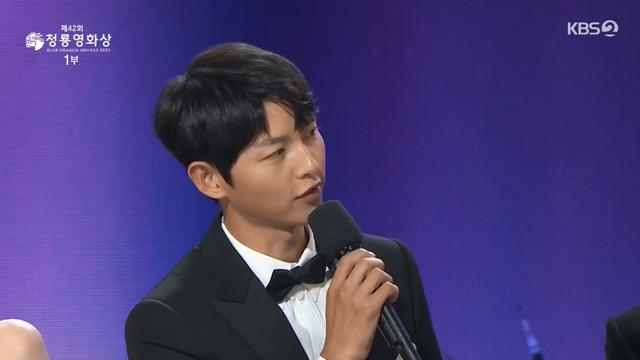 宋仲基获人气奖