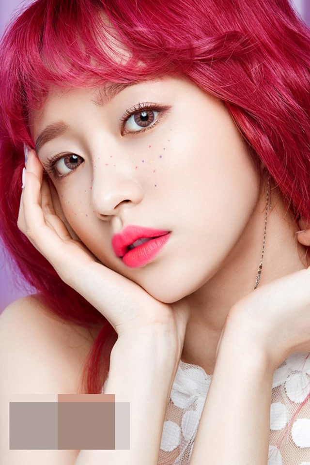 exid成员hani红发拍写真 雀斑妆俏皮可爱