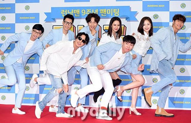 Runningman 9周年粉丝见面会刘在石等全员亮相 新浪图片