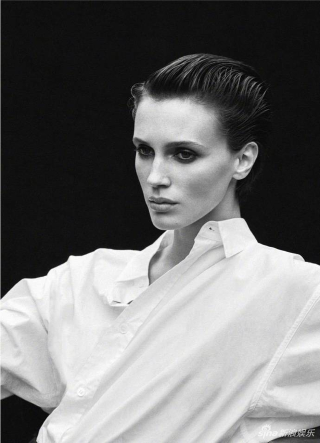 玛丽恩·瓦科特登杂志封面 短发造型酷帅迷人