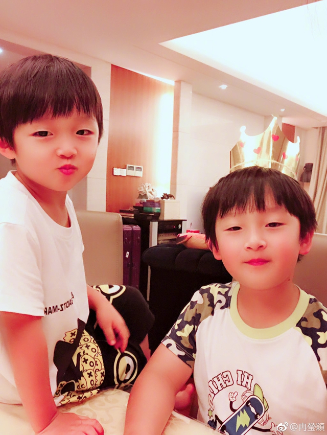 轩轩皓皓两兄弟