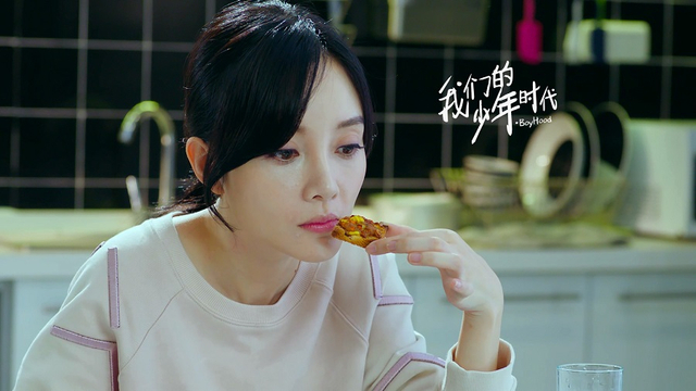 组图：《我们的少年时代》李小璐式烘焙上线 惨遭嫌弃
