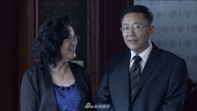 组图：《守卫者—浮出水面》靳东改形象化身国安战士 演绎现代谍战