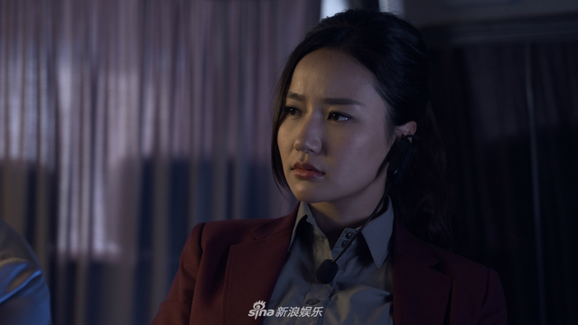 组图：《守卫者—浮出水面》靳东改形象化身国安战士 演绎现代谍战
