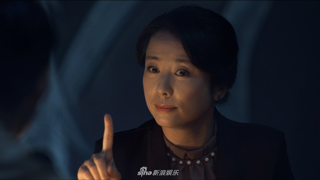 组图：《守卫者—浮出水面》靳东改形象化身国安战士 演绎现代谍战