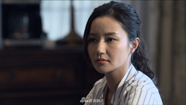组图：《守卫者—浮出水面》靳东改形象化身国安战士 演绎现代谍战