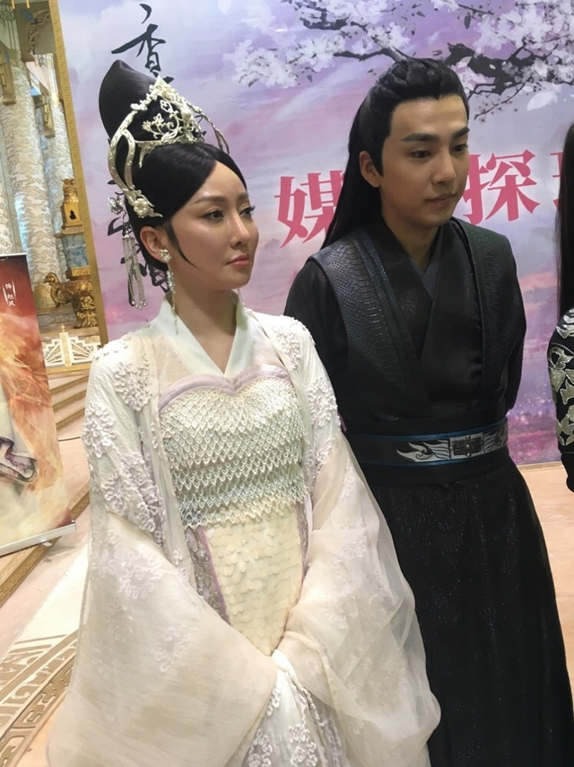 萨顶顶