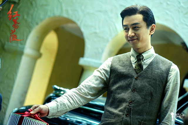 "用智谋化解夏雨竹的危机,君竹cp合体战斗值飙升,隐蔽战场硝烟渐起