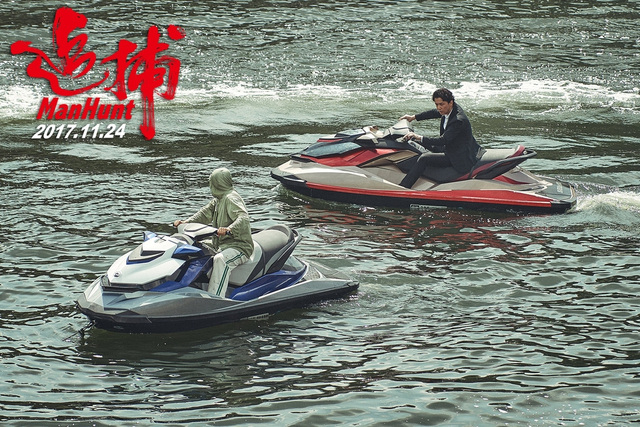 6、张涵予与福山雅治“飙摩托艇”