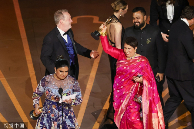 最佳纪录短片：《小象守护者》