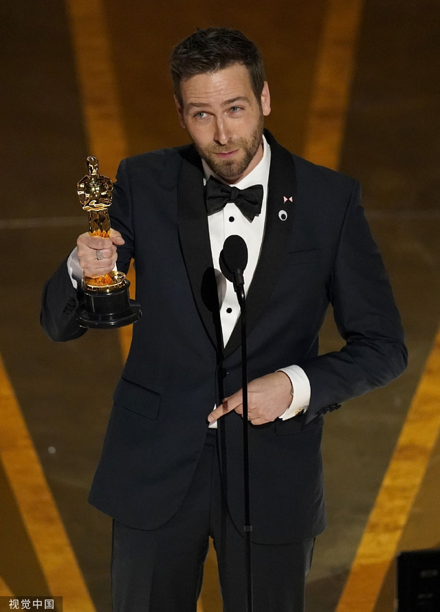 最佳剪辑：《瞬息全宇宙》