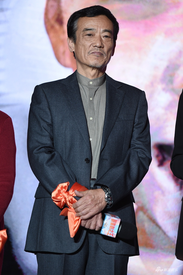 新浪娱乐讯 1月22日,《新喜剧之王》在北京举办"演员的自我修养"发布