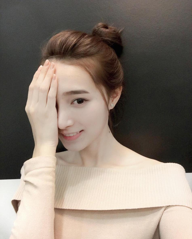 马来西亚美女身材高挑美腿修长
