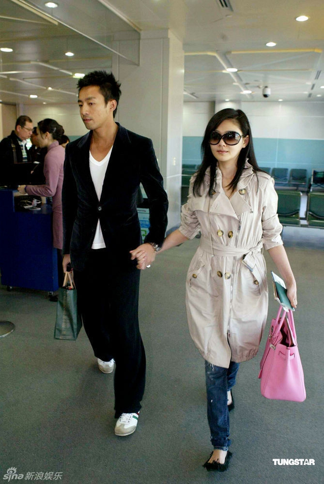 组图：汪小菲大S发声明宣布离婚 十年恩爱日常回顾