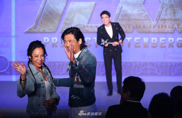组图：电影《无双》在京举办发布会 周润发郭富城一同出席