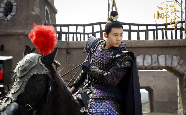 《醉玲珑》陈伟霆紫金铠甲显霸气 杀伐决断气场足