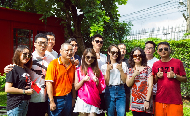 组图：《千岁大人的初恋》开机 宋茜黄景瑜上演倾城虐恋