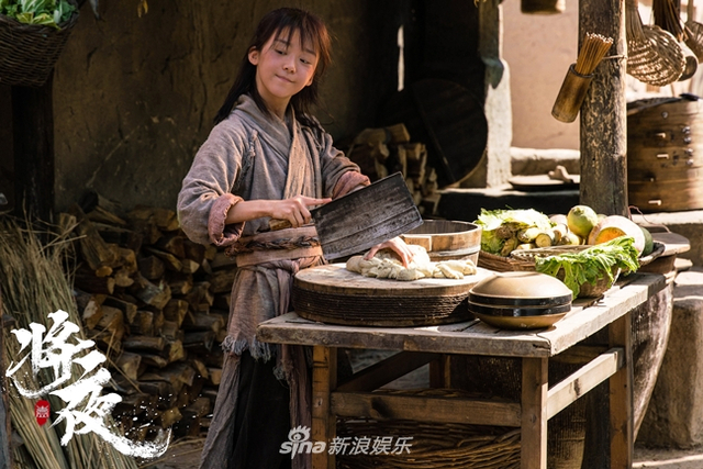 组图：《将夜》曝剧照 宋伊人饰演桑桑刻苦体验贴近角色