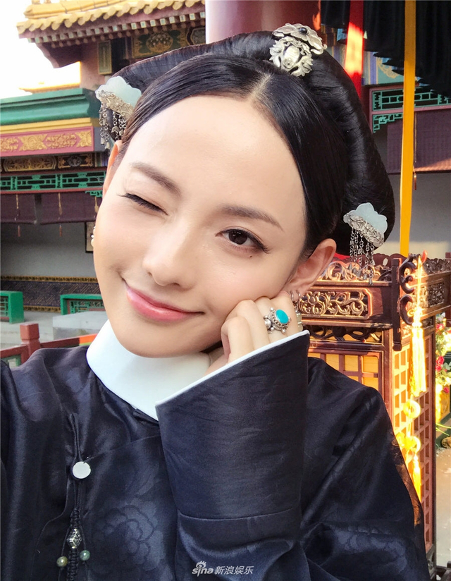 组图：《延禧攻略》张嘉倪清装获瞩目 清丽温婉优雅大气