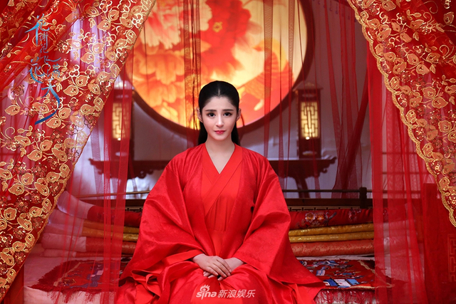 组图:《花谢花飞》曝光剧照 何润东旧情难断西安两难