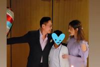 李嘉欣晒全家福为许晋亨庆生 两人甜笑对视画面温馨有爱