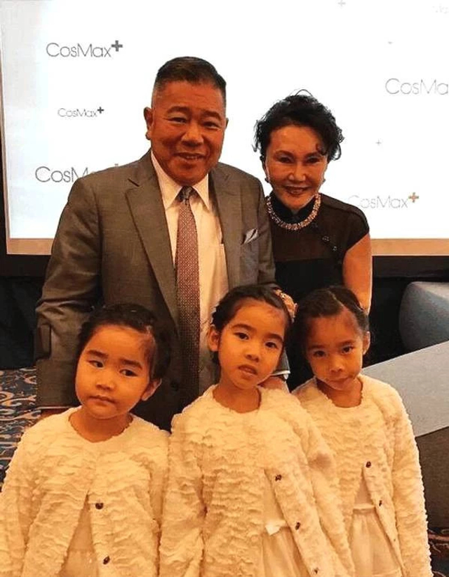 47岁黎姿晒与女儿日常照 感叹和孩子们在一起很幸福_新浪图片