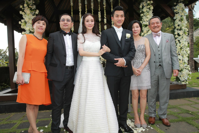 组图:杨幂刘恺威发表离婚声明 昔日恩爱瞬间已成过往