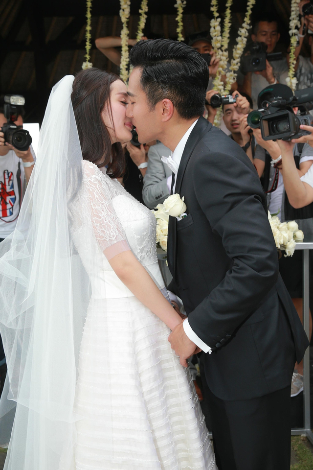 组图:杨幂刘恺威发表离婚声明 昔日恩爱瞬间已成过往