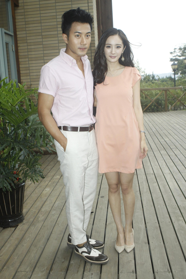 组图:杨幂刘恺威发表离婚声明 昔日恩爱瞬间已成过往