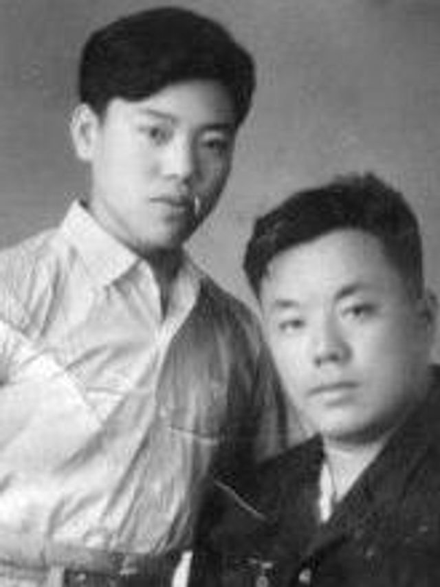 组图：评书大师单田芳病逝享年84岁 生前旧照回顾