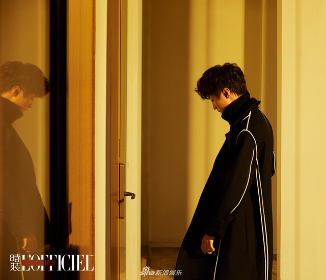 组图：王俊凯杂志开年双封曝光 少年气息碰撞时尚演绎双面本色